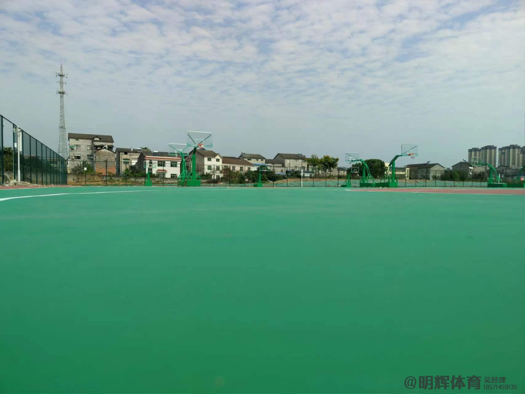石家庄硬地丙烯酸球场的优缺点